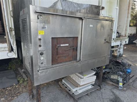 Southern Pride Natural Gas Smoker Commercial in Sanford, FL, USA