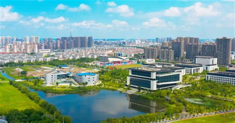 南京理工大学泰州科技学院校园风景-中国高校库-中国高校之窗