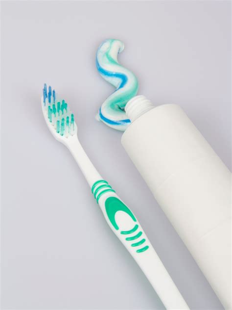 The truth behind toothpaste tube colour codes