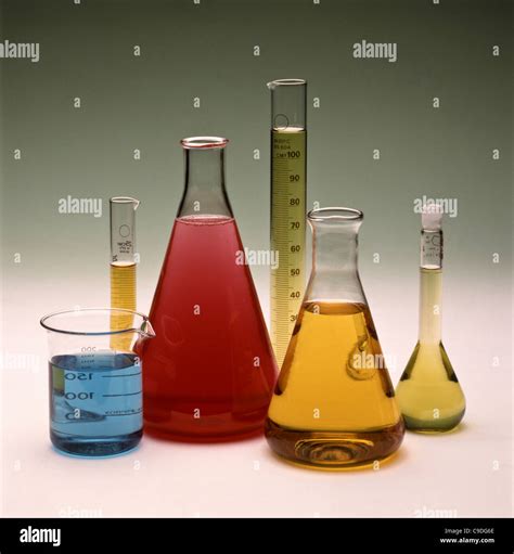 Examples of laboratory glassware, flasks and beakers Stock Photo - Alamy