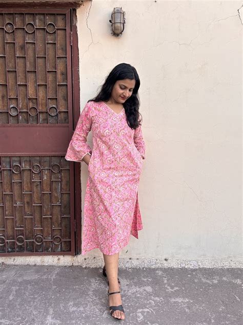 Saachi Hand Block Printed A Line Midi Dress with Lace Detailing – Kasaa ...