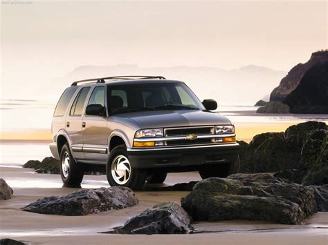 Chevrolet Blazer (2000) - pictures, information & specs