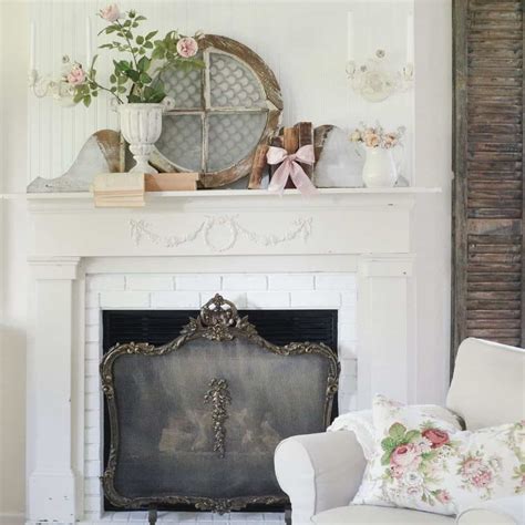 35 White Fireplace Mantel Ideas for a Stunning Focal Point