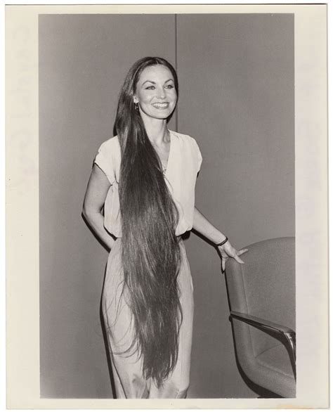 Vintage Publicity Photo : Crystal Gayle | Long hair styles, Crystal ...