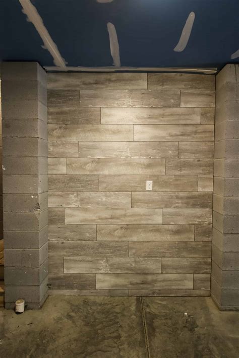 How to make a laminate flooring accent wall