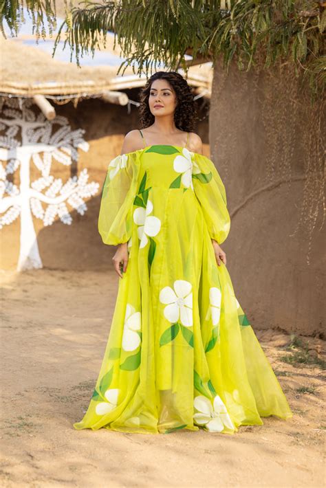 Isabelle Handpaint Dress – OneWe India