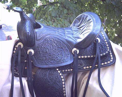 Westernsattel Showsattel von Simco NEU in berlin | Tiere | Kleinanzeigen