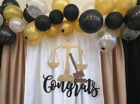 Law School Graduation Party 的图像结果