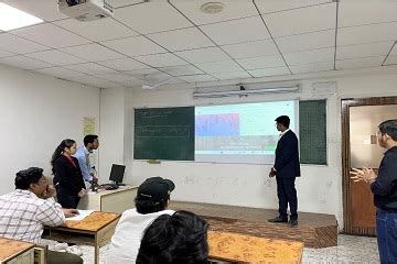 Thakur Polytechnic Diploma College in Mumbai