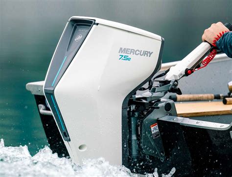https://images.boats.com/resize/wp/2/files/2023/03/mercury-avator-7-5e-electric-outboard-motor.jpg