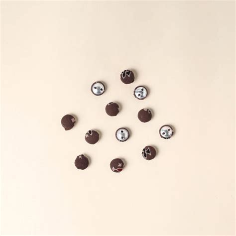 Buy Authentic handmade Button Online | iTokri