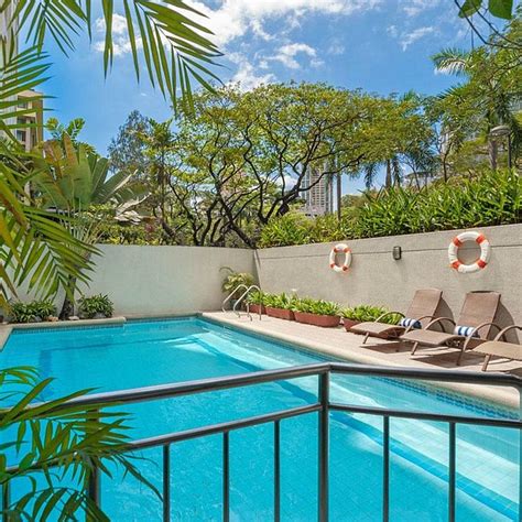 10 BEST Restaurants Near Capital O 963 The Residence Olympia