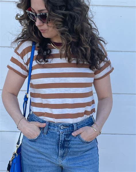 Old Navy Extra High-Waisted A-Line Wide-Leg Jeans Review | POPSUGAR Fashion