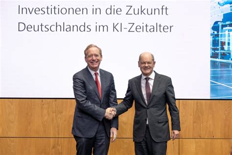 Microsoft Datacenters: Illuminating the unseen power of the cloud - Microsoft Datacenters