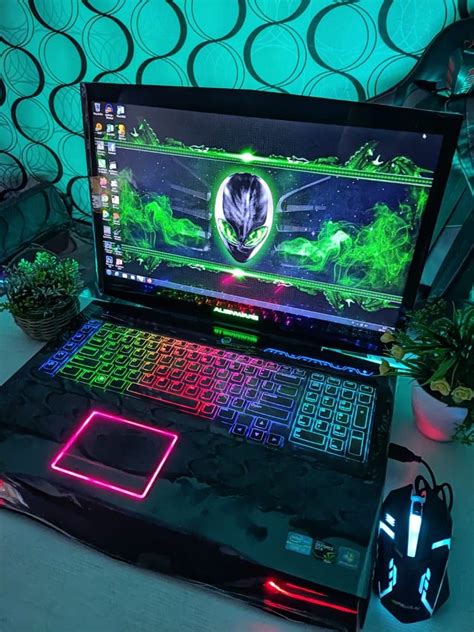 Alienware M18x R2 Gaming Laptop 的图像结果