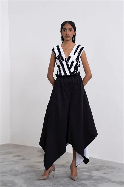 Monochrome Co-ord set – studiocorpora