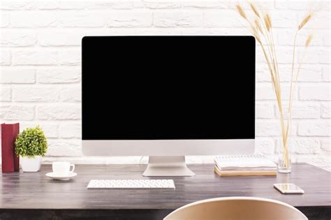 Computer Creative Table 的图像结果