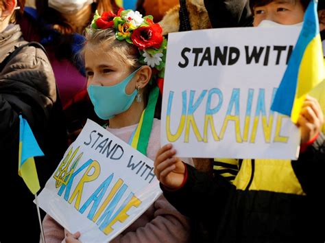'Russia out!' Worldwide protests in solidarity with Ukraine - India Today