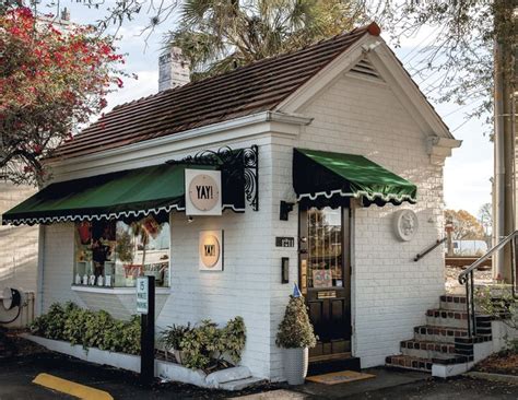 Gift Products Small Local Store 的图像结果