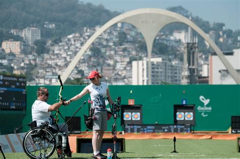 The archer aiming for a Paralympic medal at 28 weeks pregnant: ‘My ...