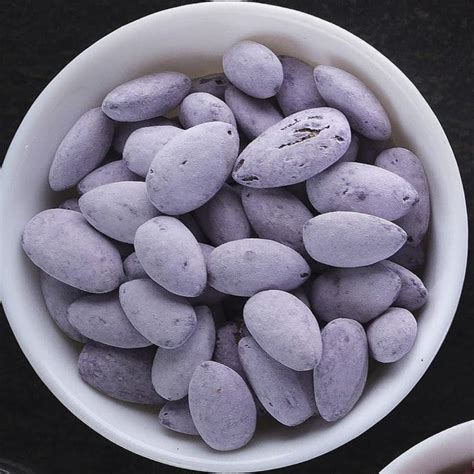 FOODNUTRA Premium Roasted Blueberry Flavoured Almonds Healthy and testy ...