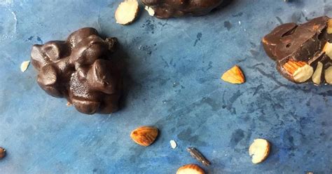 Almond rocks Recipe by Varsha Kalyani - Cookpad