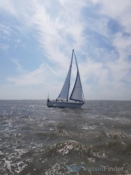 BON BINI, Sailing vessel - Details and current position - MMSI ...