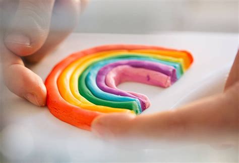 BATH MELTS / FUN – LUSH