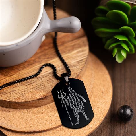 Har Har Mahadev Micro Sculpted Pendant – Xctasy