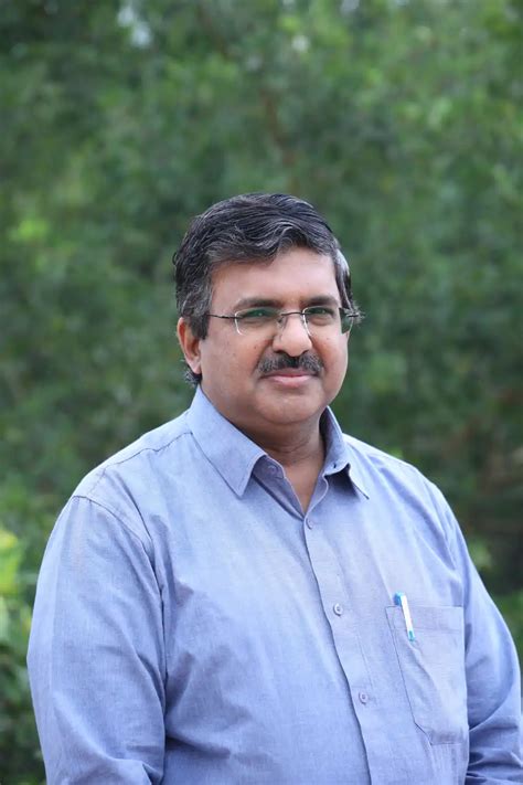 Research Themes - Microbiology & Cell Biology