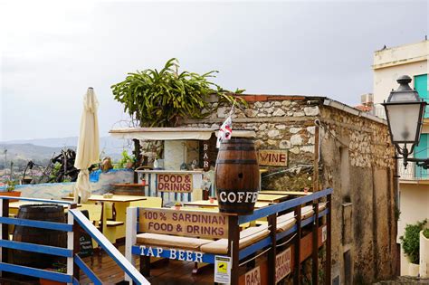 “hace” in Spanish: Meaning, Usage, Examples, and Pronunciation | SpanishStep