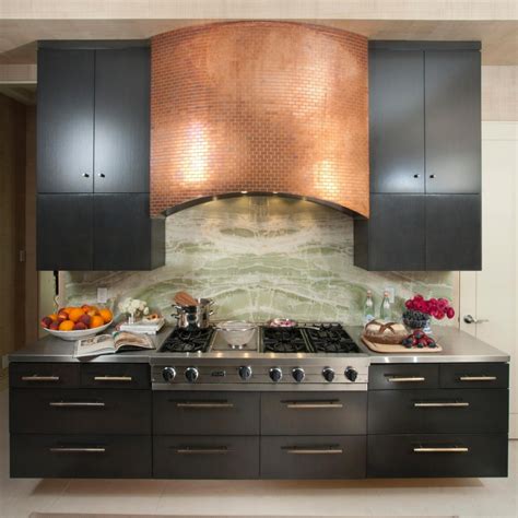 4 Types of Kitchen Range Hoods to Transform Your Kitchen