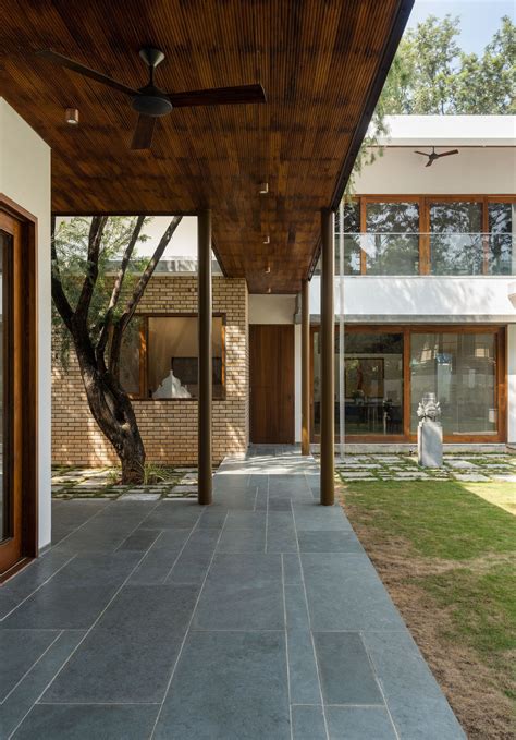 A modern Bengaluru home steeped in traditional references ...