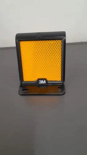 Road Median Markers - ABS 3M Flexible Median Marker Trader - Wholesaler ...