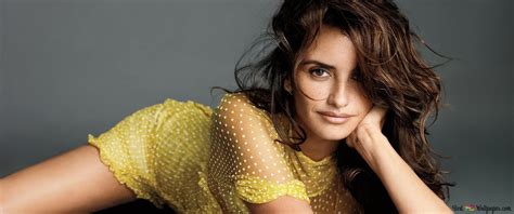 Young 'Penelope Cruz' 4K wallpaper download