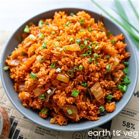 How to Make Kimchi Fried Rice (Kimchi-Bokkeumbap) - Earth to Veg
