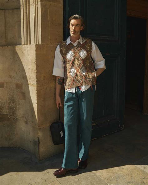 Hippie Fashion for Men: Deep Dive into Counterculture Style | FashionBeans