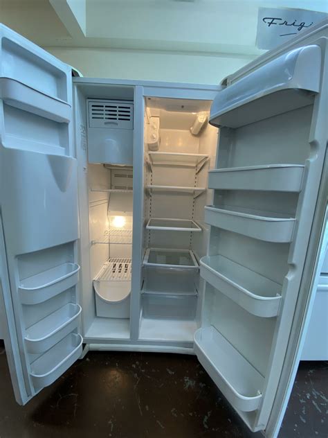 Maytag Refrigerator Models 的图像结果