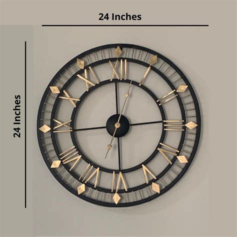 Roman Design Metal Wall Clock – Saajawat