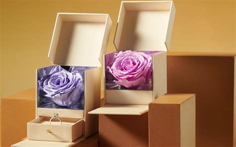 This Valentine's, Go For Metallic & Pastel Roses From Ecuador, That'll ...