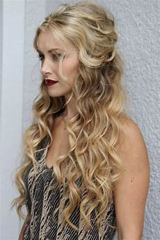 Curly Hairstyles Half Up Half by 25 Most Attractive And Beautiful Half Up Half Curly Hairstyles Half Up Half
