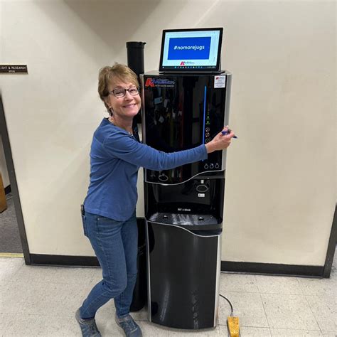 Artesian Bottleless Water 💧 on LinkedIn: Happy National Hug-Your-Water ...