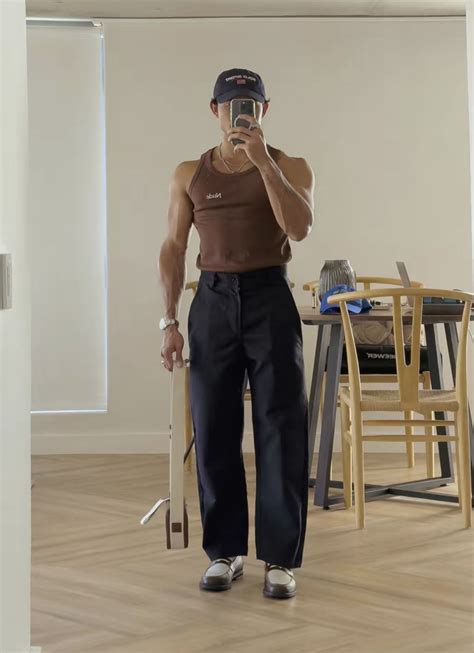 Wife beater tank top outfit inspo for guys and girls – Artofit