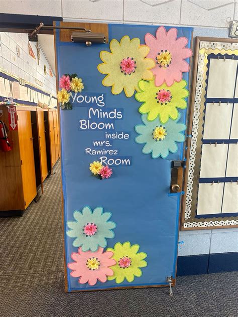 Best 13 29 Spring Classroom Door Ideas; Cute & Easy Decorations – Artofit