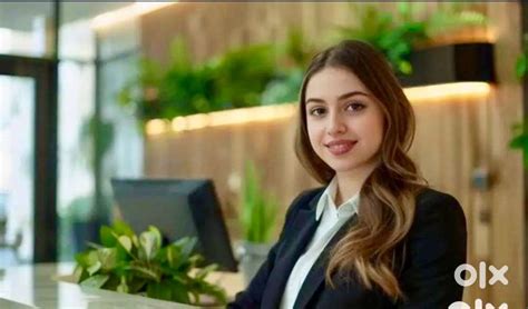 Looking fr femal gud luking PRSNL secretary hifi luking must n frlxi ...