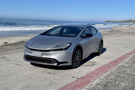 First Drive: 2023 Toyota Prius AWD | Driving