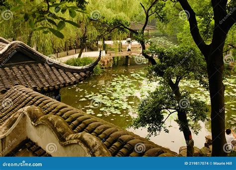 Tourists in the Classical Gardens of Suzhou Editorial Stock Image ...