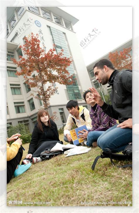 武汉大学留学生图片素材-编号10230659-图行天下