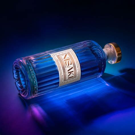 Ace the art of making DIY gin infusions for a gin-credible summer ahead