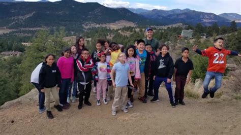 Former teacher travels across country to keep promise to his 1st class ...